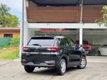 https://riyasewana.com/uploads/toyota-raize-1200-19225833783.jpg