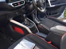 https://riyasewana.com/uploads/toyota-raize-13211211464.jpg