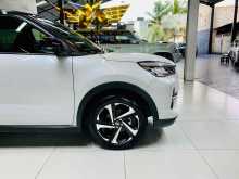 https://riyasewana.com/uploads/toyota-raize-1513333522812.jpg