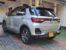 https://riyasewana.com/uploads/toyota-raize-18908564502.jpg