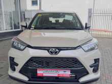 https://riyasewana.com/uploads/toyota-raize-1911512422592.jpg