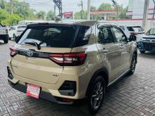 https://riyasewana.com/uploads/toyota-raize-1911583124721.jpg