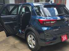 https://riyasewana.com/uploads/toyota-raize-2023-1410574912932.jpg
