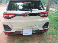 https://riyasewana.com/uploads/toyota-raize-2023-2210571012802.jpg