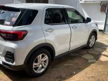 https://riyasewana.com/uploads/toyota-raize-2023-2615535812214.jpg