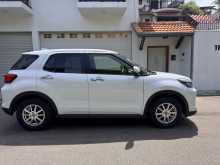 https://riyasewana.com/uploads/toyota-raize-2023-3116181312392.jpg
