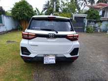 https://riyasewana.com/uploads/toyota-raize-2023-48071712173.jpg