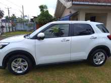 https://riyasewana.com/uploads/toyota-raize-2023-48071712672.jpg