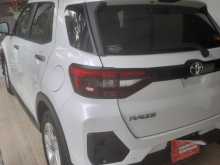https://riyasewana.com/uploads/toyota-raize-2023-820415912302.jpg