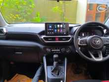 https://riyasewana.com/uploads/toyota-raize-2024-119572212423.jpg