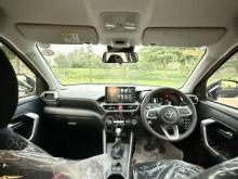 https://riyasewana.com/uploads/toyota-raize-2024-12112428126131.jpg