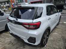 https://riyasewana.com/uploads/toyota-raize-2024-1621415012223.jpg