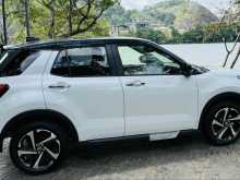 https://riyasewana.com/uploads/toyota-raize-2025-1313553522253.jpg