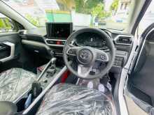 https://riyasewana.com/uploads/toyota-raize-2025-3016020112073.jpg