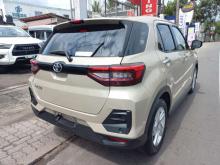 https://riyasewana.com/uploads/toyota-raize-221135046185.jpg