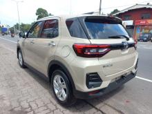 https://riyasewana.com/uploads/toyota-raize-221135046746.jpg