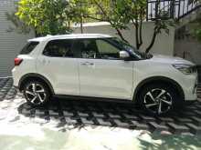 https://riyasewana.com/uploads/toyota-raize-261517334973.jpg