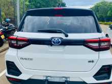 https://riyasewana.com/uploads/toyota-raize-267252472.jpg