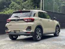 https://riyasewana.com/uploads/toyota-raize-2815274422823.jpg