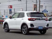 https://riyasewana.com/uploads/toyota-raize-282042214162.jpg