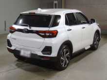 https://riyasewana.com/uploads/toyota-raize-29175702892.jpg