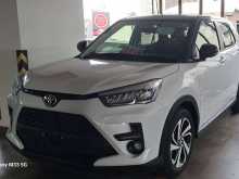 https://riyasewana.com/uploads/toyota-raize-32148464982.jpg