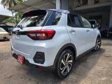 https://riyasewana.com/uploads/toyota-raize-390800483.jpg