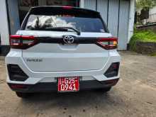 https://riyasewana.com/uploads/toyota-raize-390800594.jpg