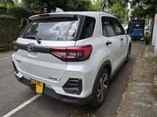 https://riyasewana.com/uploads/toyota-raize-41326404683.jpg