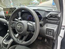 https://riyasewana.com/uploads/toyota-raize-41327006725.jpg