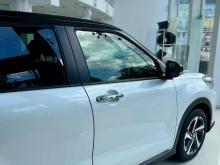 https://riyasewana.com/uploads/toyota-raize-41547406474.jpg