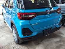 https://riyasewana.com/uploads/toyota-raize-51334144092.jpg