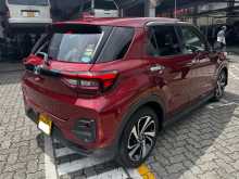 https://riyasewana.com/uploads/toyota-raize-522432745.jpg