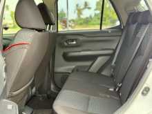 https://riyasewana.com/uploads/toyota-raize-6123942336.jpg
