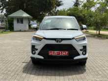 https://riyasewana.com/uploads/toyota-raize-6123942502.jpg
