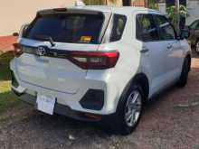https://riyasewana.com/uploads/toyota-raize-g-10910204302.jpg