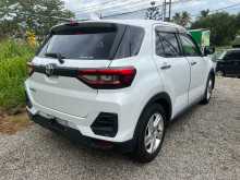 https://riyasewana.com/uploads/toyota-raize-g-2022-170580912502.jpg