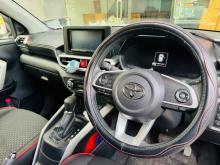 https://riyasewana.com/uploads/toyota-raize-g-3013332417486.jpg