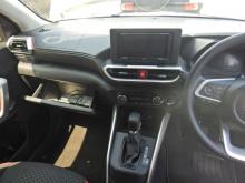 https://riyasewana.com/uploads/toyota-raize-g-31011086613.jpg