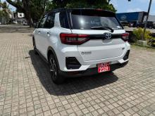 https://riyasewana.com/uploads/toyota-raize-hybrid-1113575224292.jpg