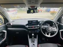 https://riyasewana.com/uploads/toyota-raize-hybrid-1511423024441.jpg