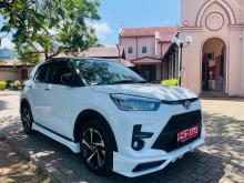 Toyota Raize Hybrid 2025 SUV