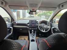 https://riyasewana.com/uploads/toyota-raize-hybrid-2024-249541312253.jpg