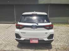 https://riyasewana.com/uploads/toyota-raize-hybrid-2025-127012212183.jpg