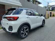 Toyota Raize Hybrid Z 1200cc BSM 2026 SUV