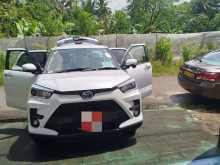 https://riyasewana.com/uploads/toyota-raize-hybrid-26703144373.jpg