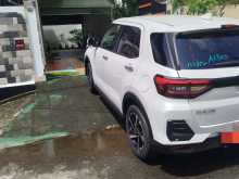 https://riyasewana.com/uploads/toyota-raize-hybrid-26703144482.jpg