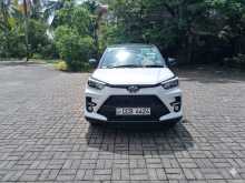 Toyota Raize Hybrid 2025 SUV