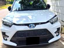 Toyota Raize Hybrid 2025 SUV