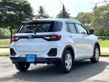 https://riyasewana.com/uploads/toyota-raize-japan-2115136633.jpg